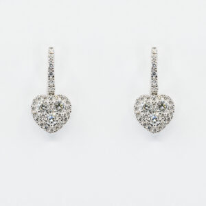 Orecchini cuori pendenti Liberty White - Gioielleria Casavola di Noci - gioiello in oro bianco 18 ct con diamanti - idee regalo compleanno romantico moglie