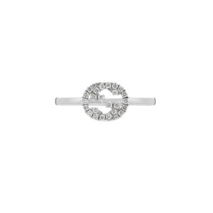Gucci Interlocking YBC729412003 - Gioielleria Casavola di Noci - anello in oro bianco con diamanti - doppia g - idee regalo compleanno 18 anni ragazza